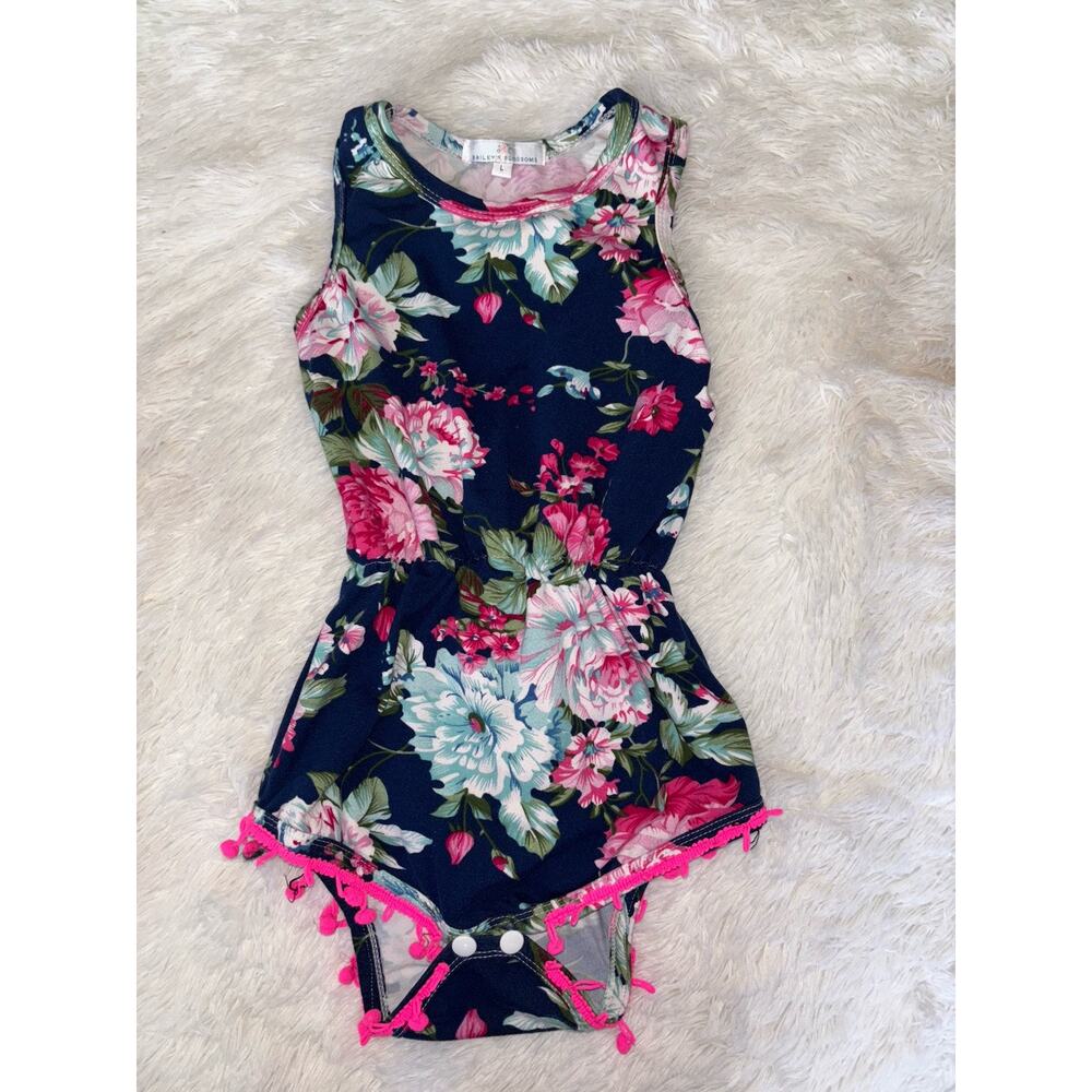 Bailey’s Blossoms Kids Sz. L Blue Floral Design Romper. Soft, ** Nt Desc**
